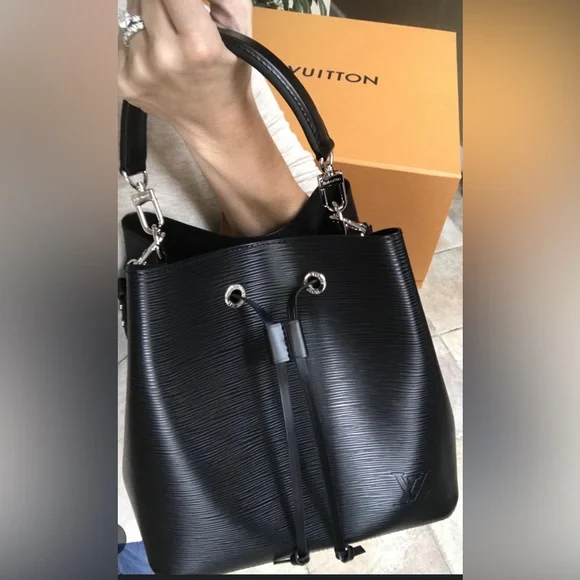 Louis Vuitton Bags Louis Vuitton Black Epi Neonoe Mm Bucket Bag Poshmark